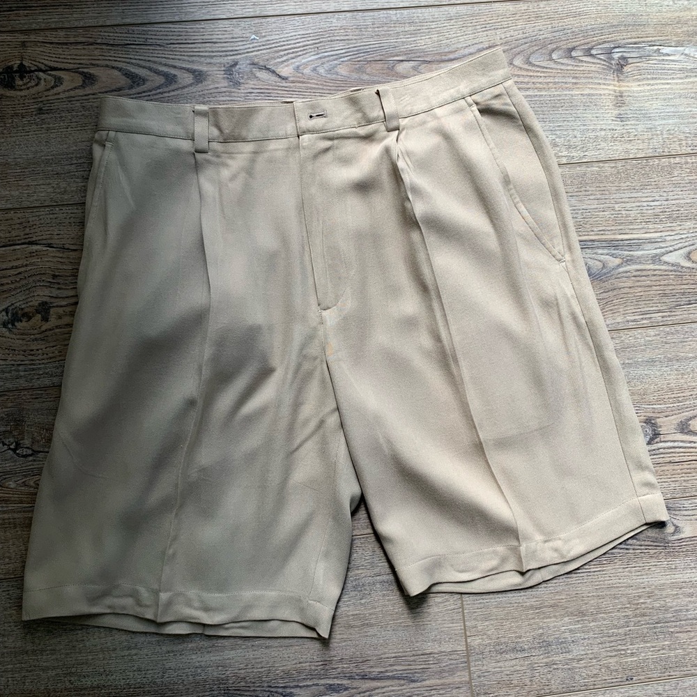 NWOT Claiborne Dressy Shorts